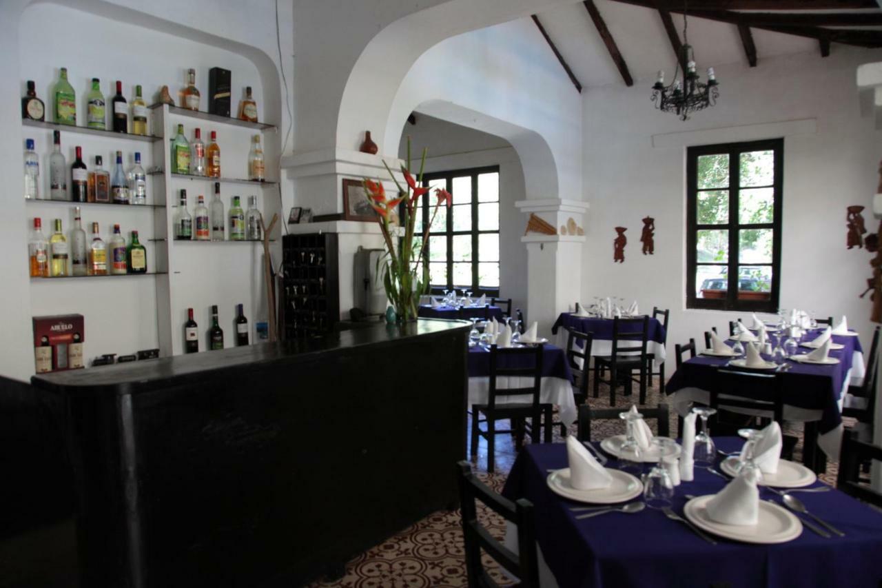 Hosteria La Eterna Primavera Huigra Exteriör bild